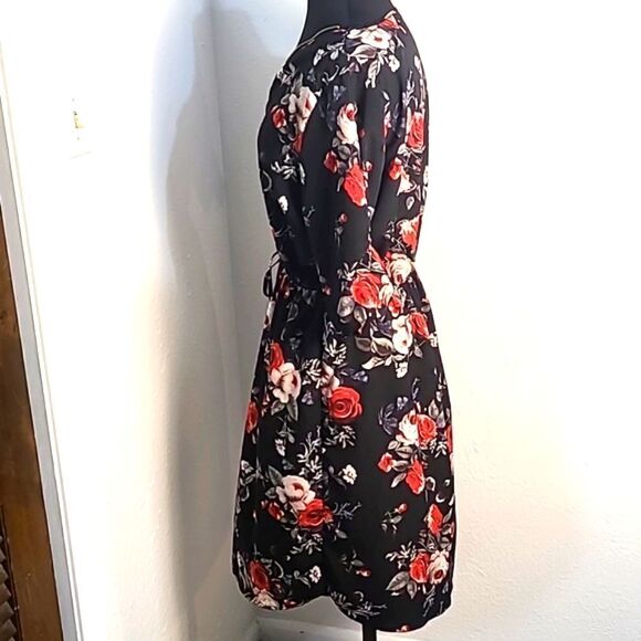 Stella Tweed Short Sleeve Black Dress Red/White Flowers Zipper Neckline,Size 1X - Picture 8 of 12
